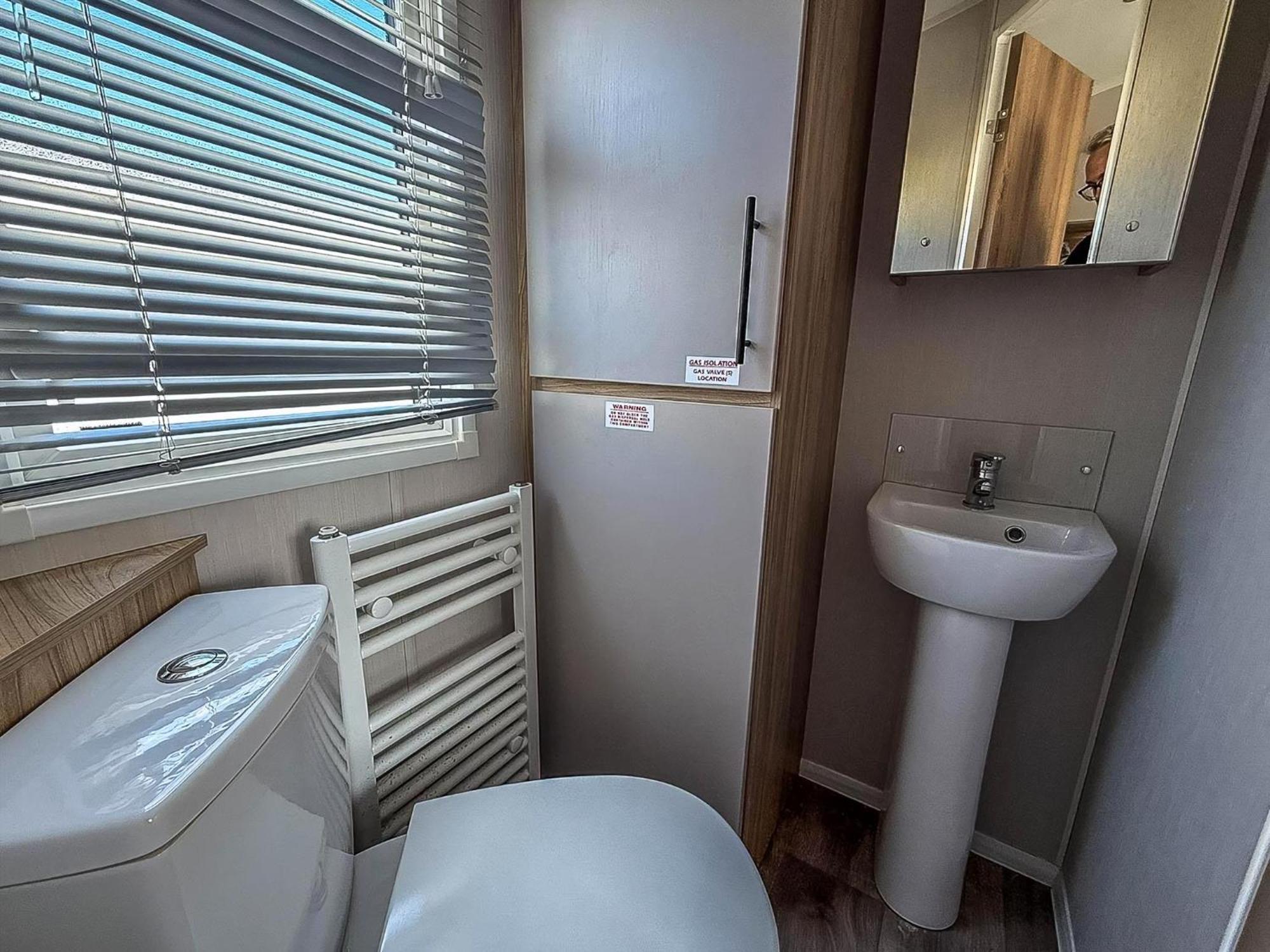 Beautiful 6 Berth Caravan, Nearby Beach In Suffolk Ref 68016Bs โลเวสทอฟต์ ภายนอก รูปภาพ
